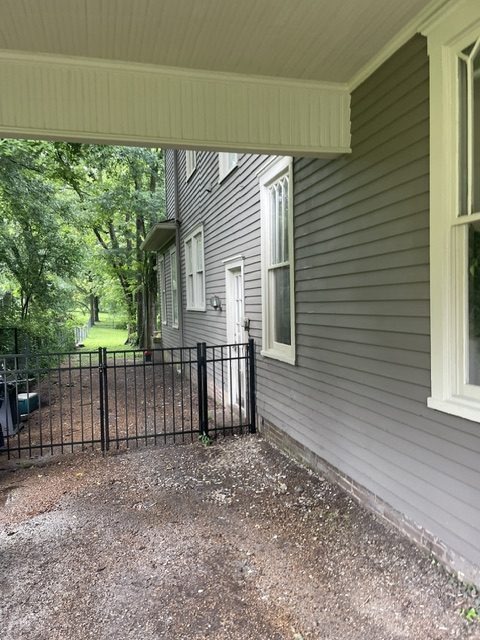 gray house exterior by 99 Dollar Painter in Middle Tennessee