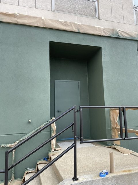 green commercial entry painting by 99 Dollar Painter in Middle Tennessee